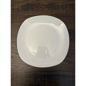Tabletops Gallery “Quinto Square” Salad/Dinner Plate